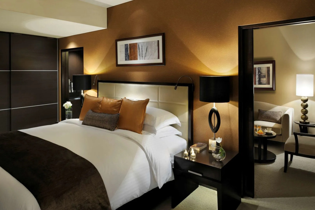 Отель JW Marriott Hotel Marina