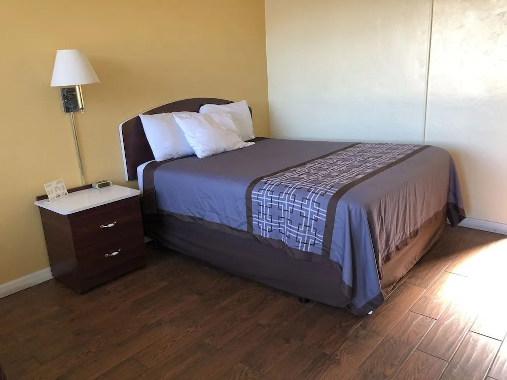 Economy Inn Okeechobee