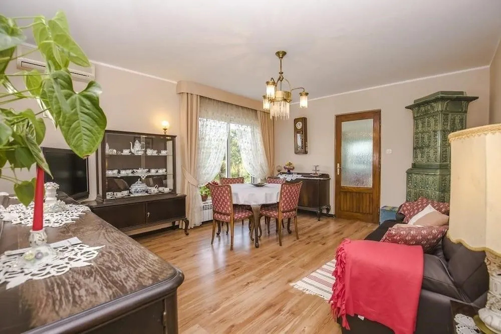 Apartments & Rooms Ribarić