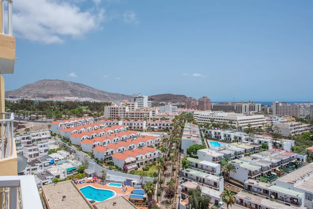 M11d. Fantastic Apartment with the Best View Heart of Las Américas