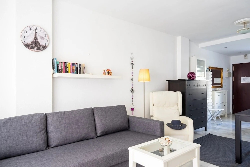 Charming Apartment Near Beach and Golf Ref 115