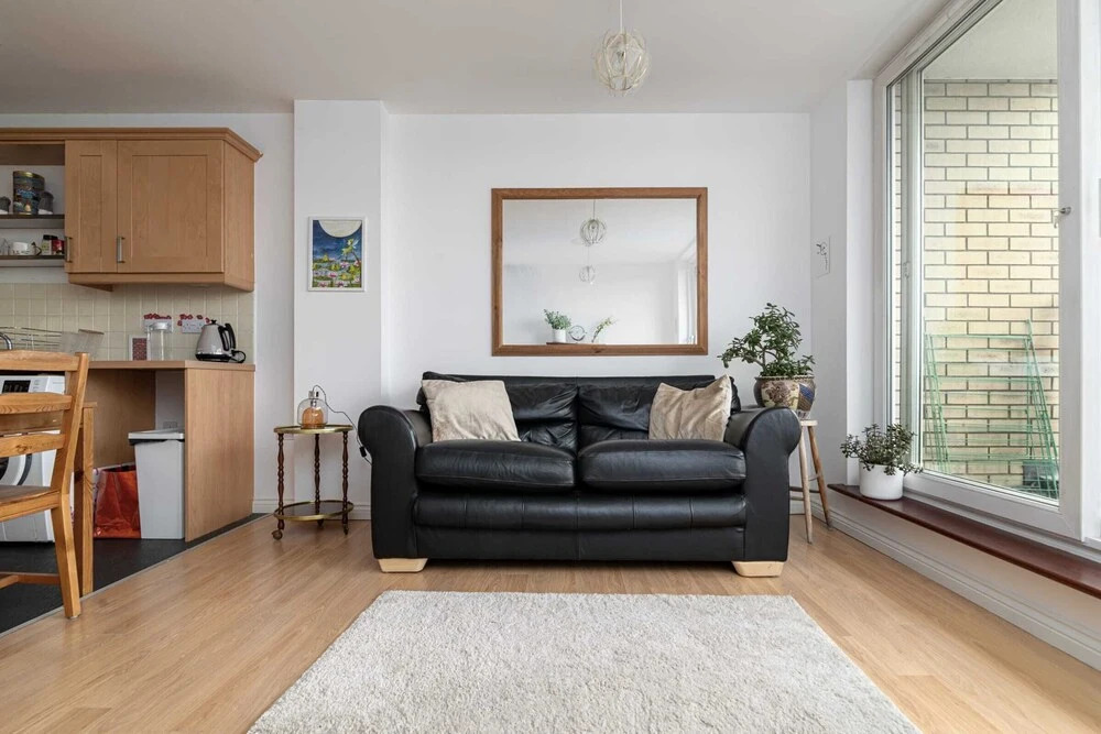 Wonderful 1BR Flat With Balcony - Hackney Downs