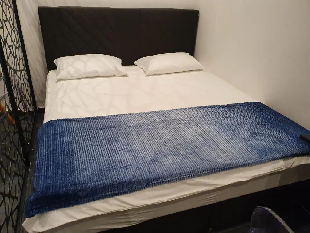 Frisch renovierte Wohnung mit einer Klimaanlage - Design Apartment Favoritenstraße 147