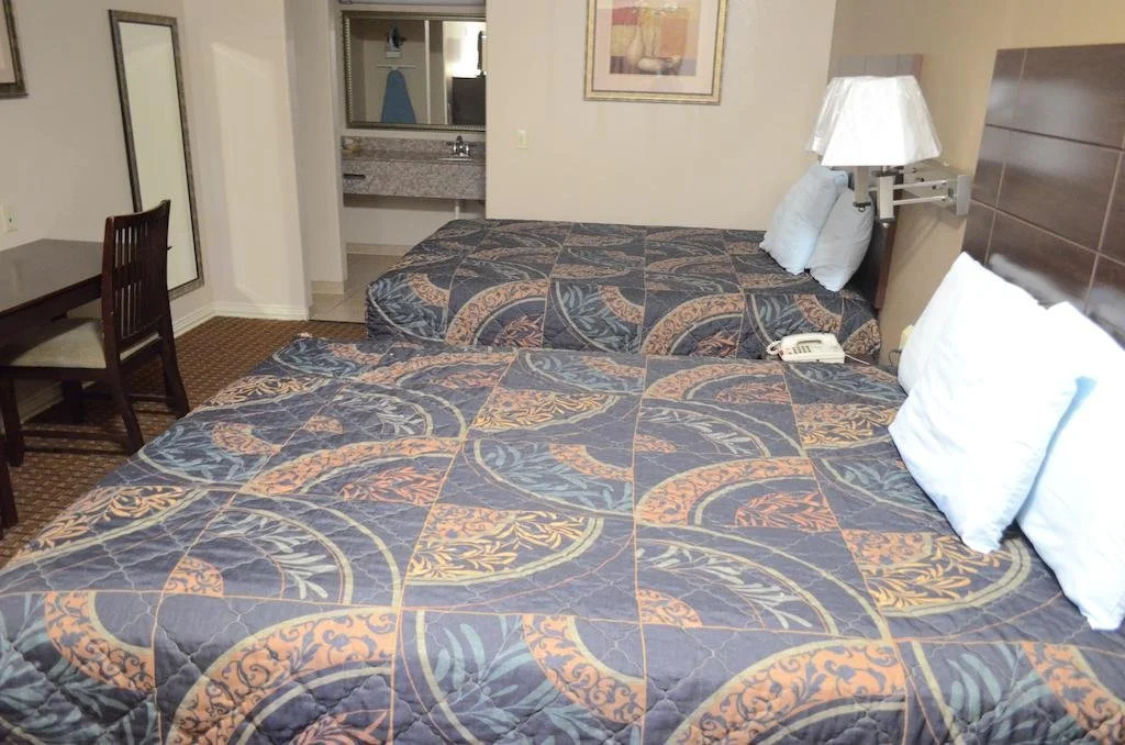 Budget Host Inn & Suites