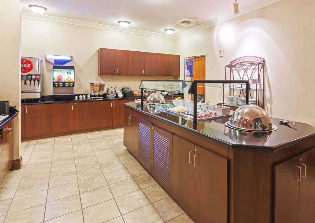 Staybridge Suites San Antonio Downtown Convention Center by IHG