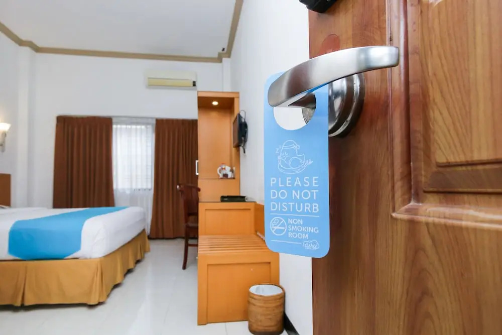 Hotel Puri Indah & Convention