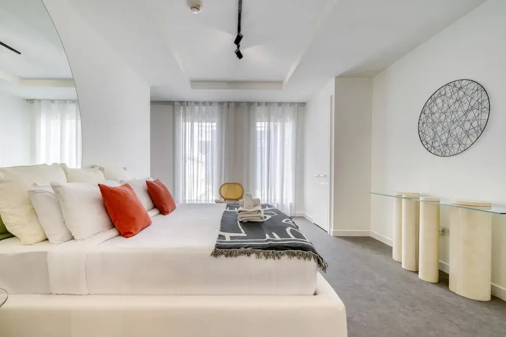 Luxurious Apt in Impressive Difc Tower