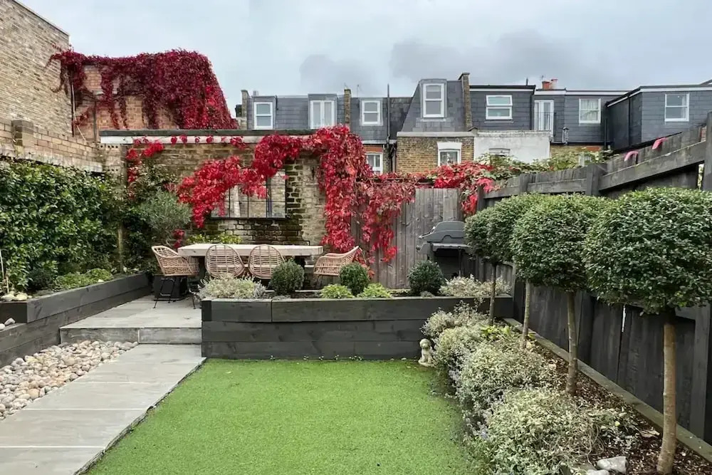 Gorgeous 3 Bedroom Home in Quaint Southfields