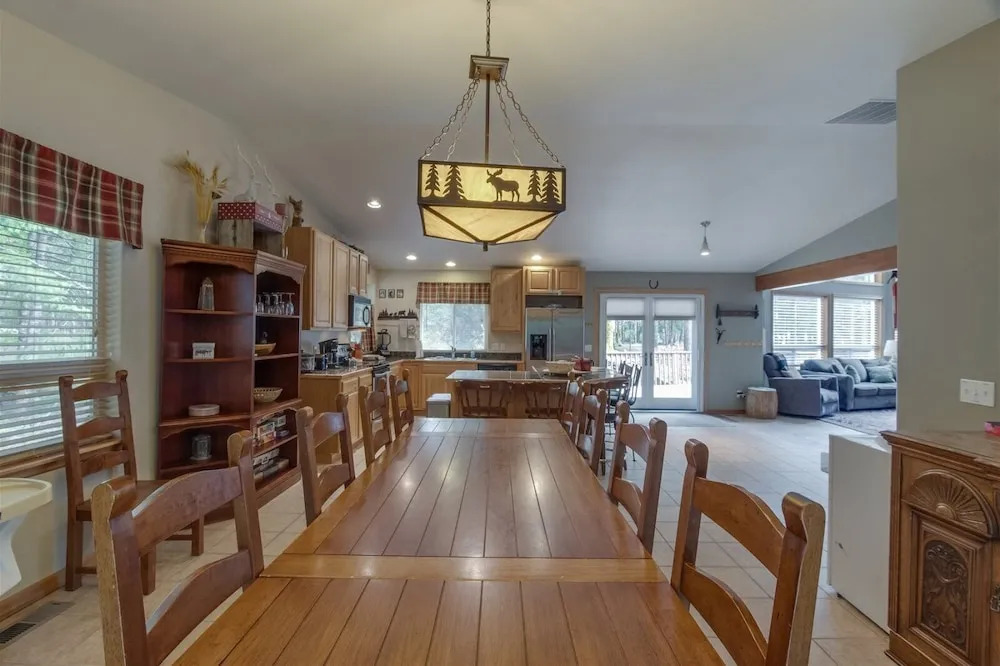 Elder Family Lodge