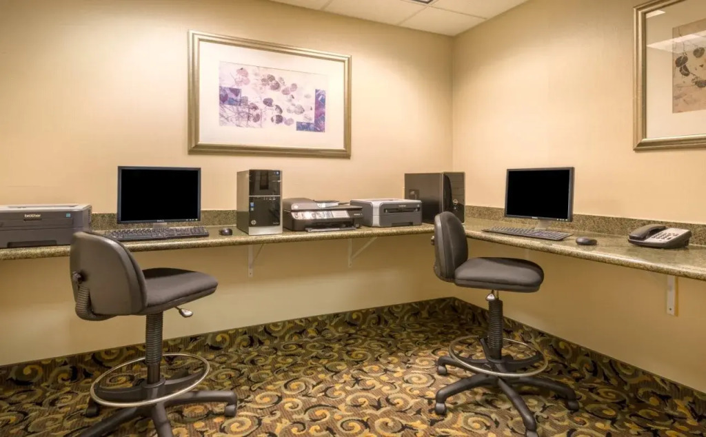 Holiday Inn Express Socorro by IHG