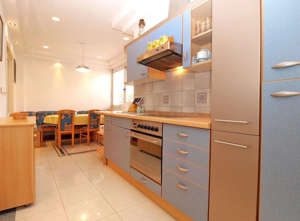 Apartment 1544
