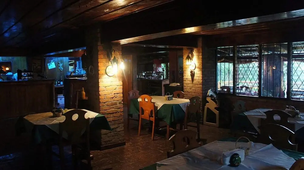 Hotel El Portico
