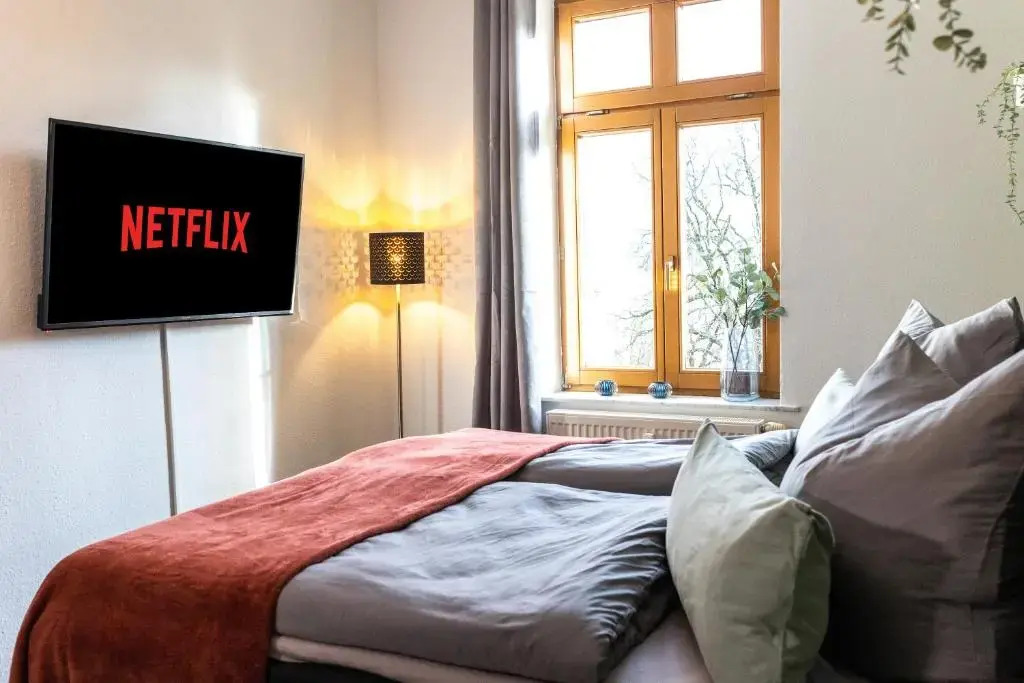 Design Studio - WIFI und NETFLIX