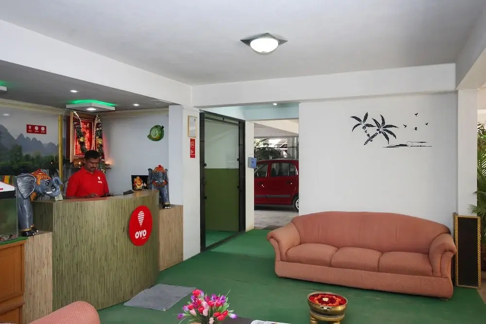 Oyo Rooms Indiranagar 214