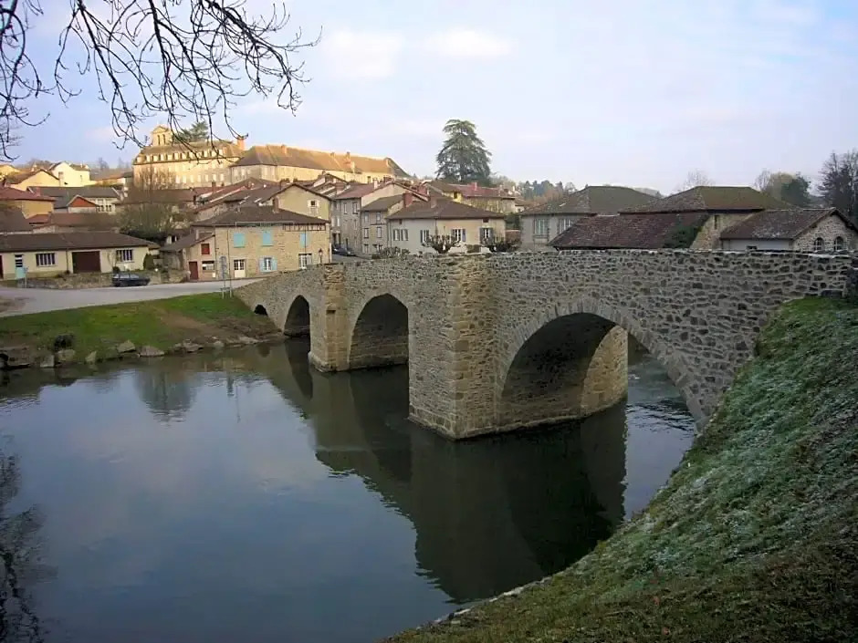 Sous les Remparts