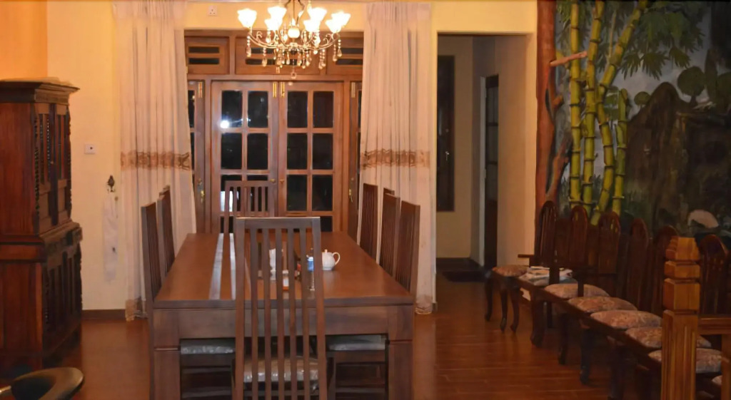 Elegante The Villa