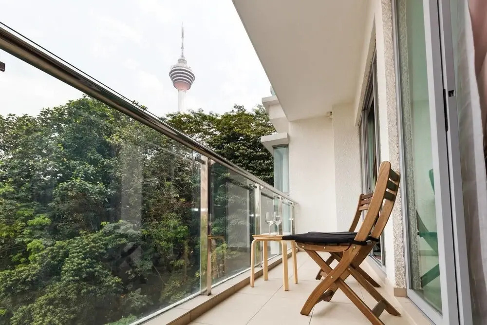 Cozy 2 BR Near KL Tower, Lush Greenery