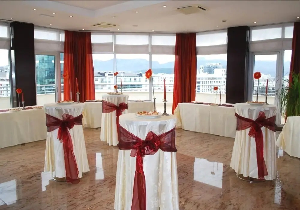 Aparthotel Premier