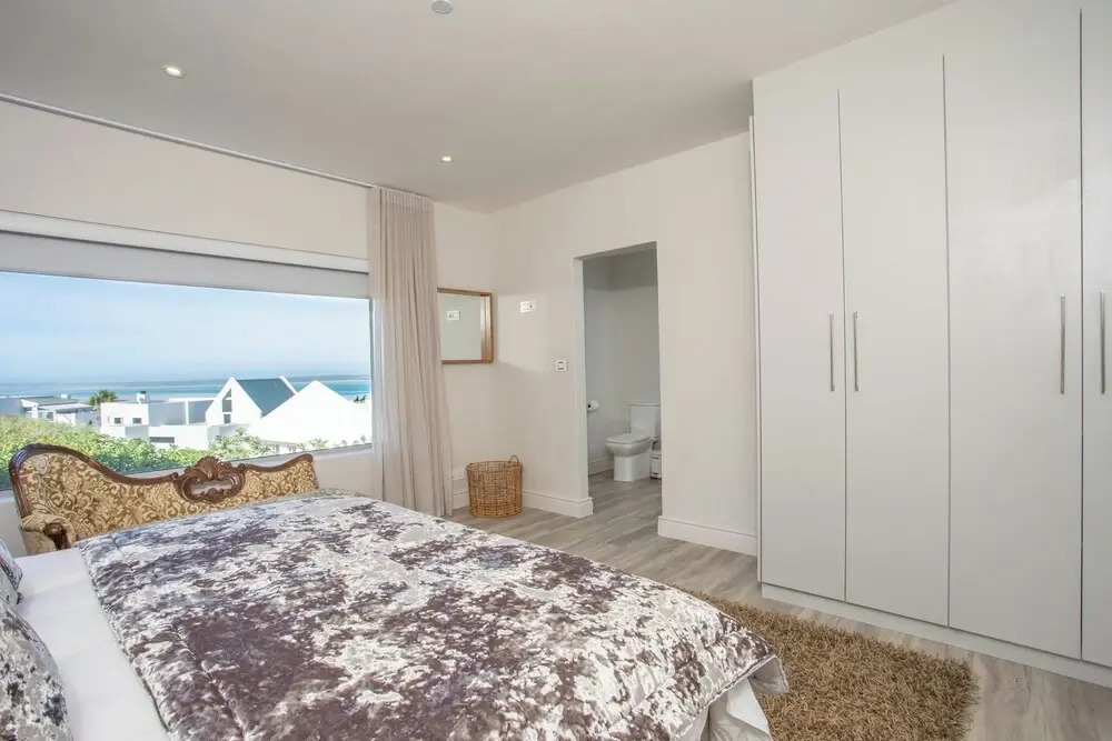 The View Langebaan with Heated Pool