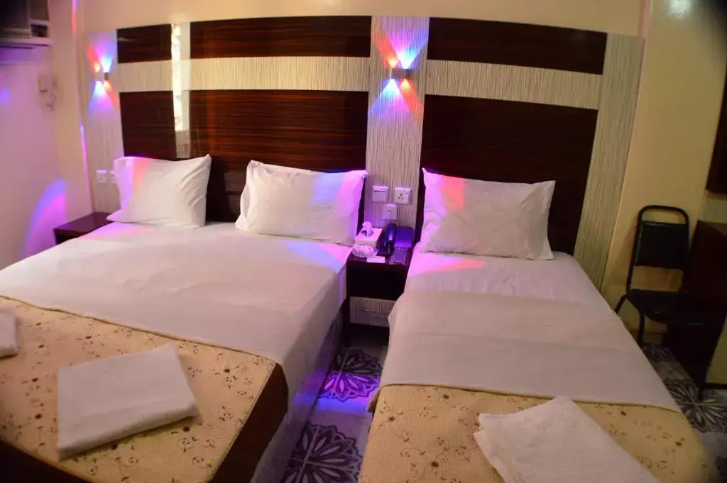Tehran Hotel