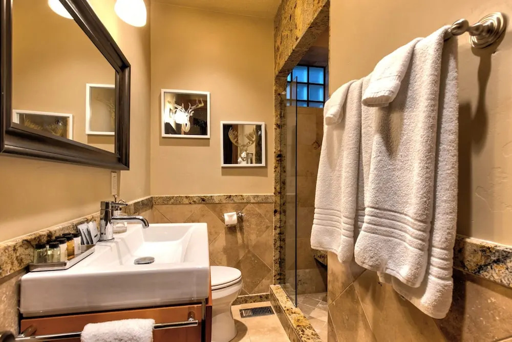 Lux Mountain Lodge - Walking Distance To Main St
