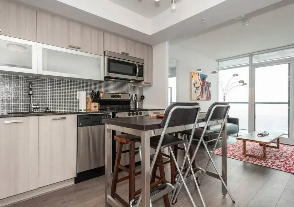 AOC Suites - Penthouse Condo