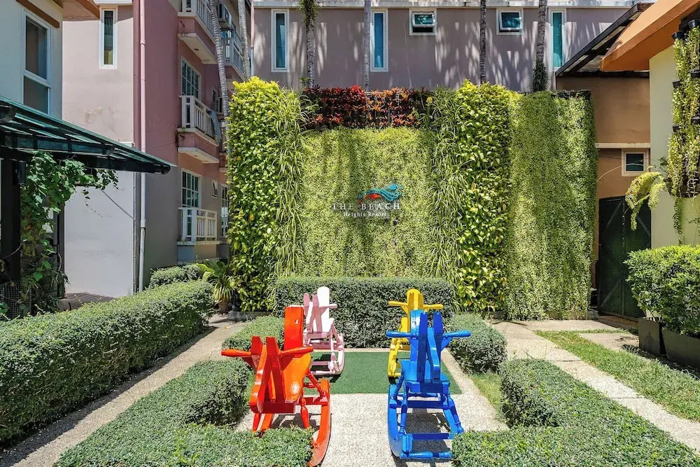 Chill & Play Near Beach Pool C202