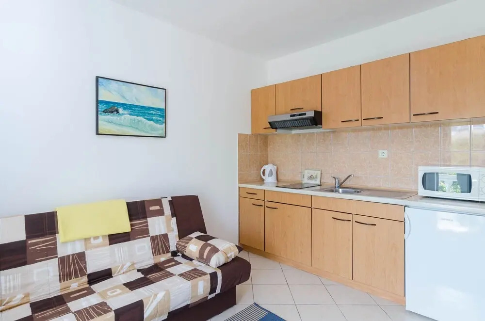 Holiday apartment Adriatic Sea at 80m.