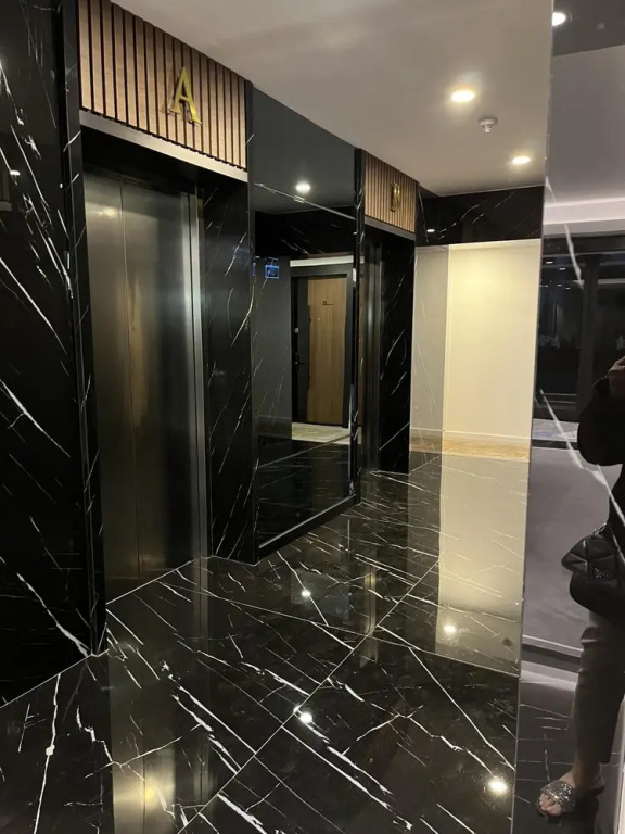 23 Grand Sapphire 2 Bedrooms 2 Shower, Pool, Beach