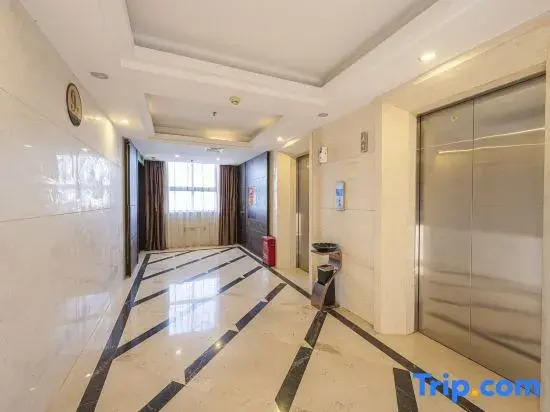 Zhouyou International Hotel (Jinjiang Anhai Anping Bridge)
