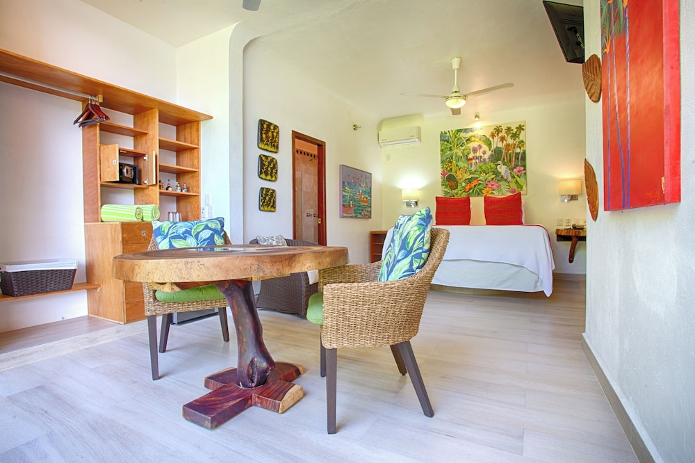 Villa Polinesia Wellness Resort