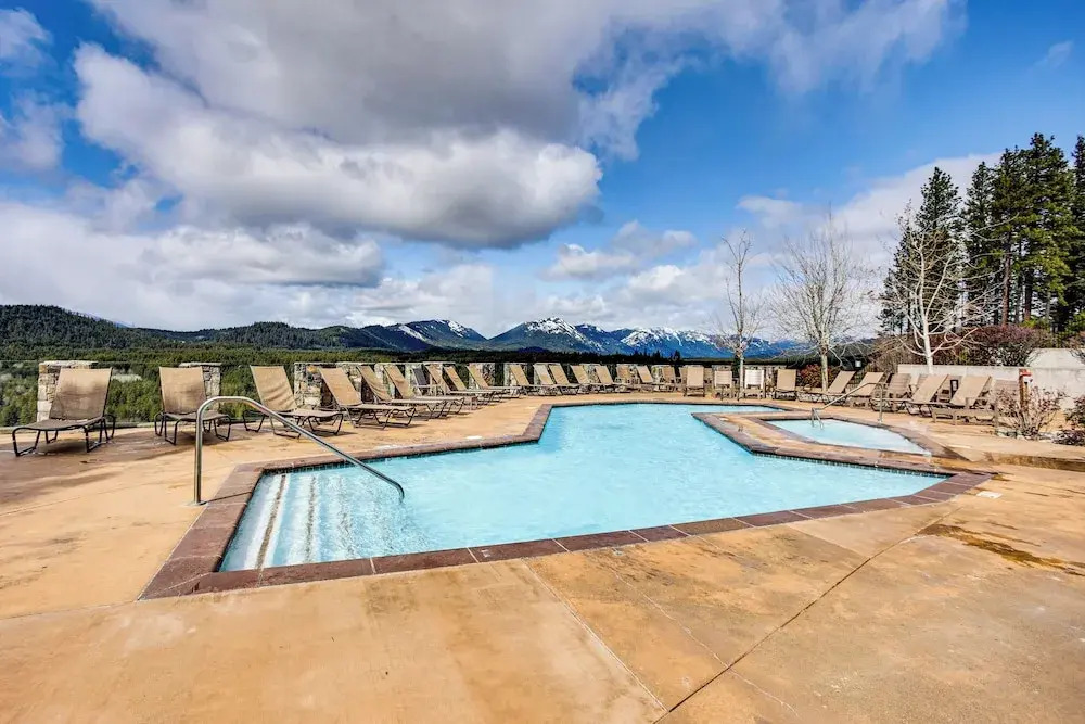 Stay & Play: Suncadia Resort Condo in Cle Elum