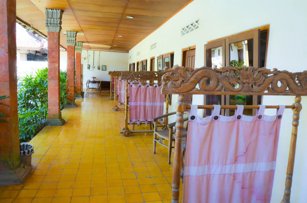 Indi Hotel (Ex Rani Hotel)