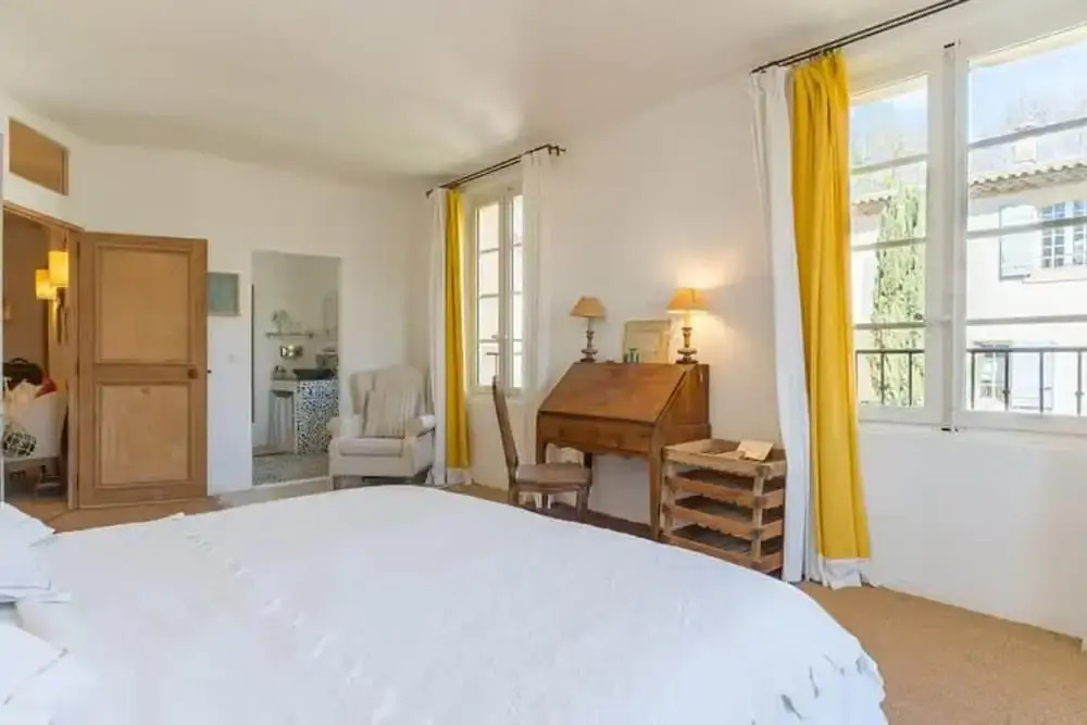 New Bastide Couronne d Aix Luxury in Aix-en-provence A Sophisticated Retreat for Families and Friends