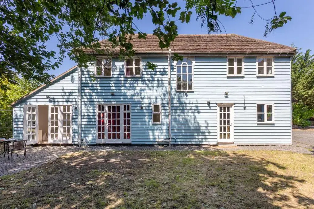The Greyhound Cottage