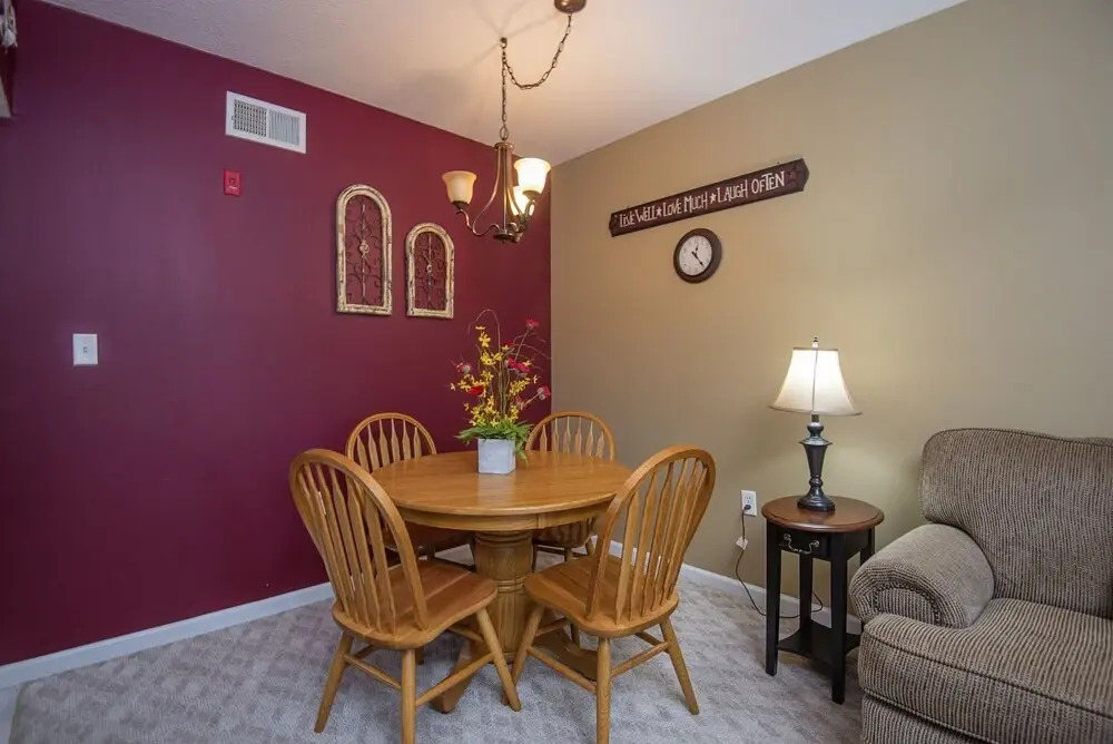 Colonial Crest 112 - Great Location! - You Can Walk To Town! 1 Bedroom Condo by RedAwning