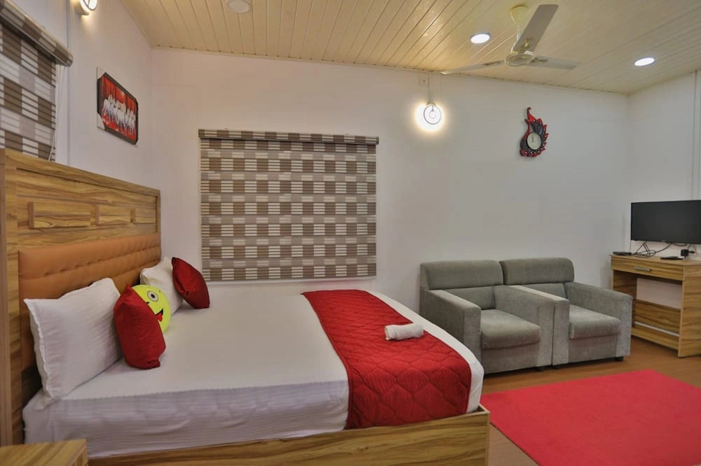 The Svarga Hill View Resort