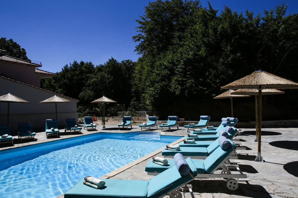 Anamar Pilio Resort
