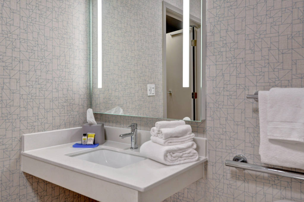 Holiday Inn Express Hotel & Suites Anderson I-85 - HWY 76, Exit 19B by IHG