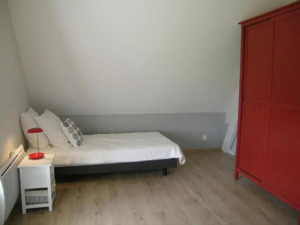 Gîte Cindré, 3 pièces, 4 personnes - FR-1-489-149