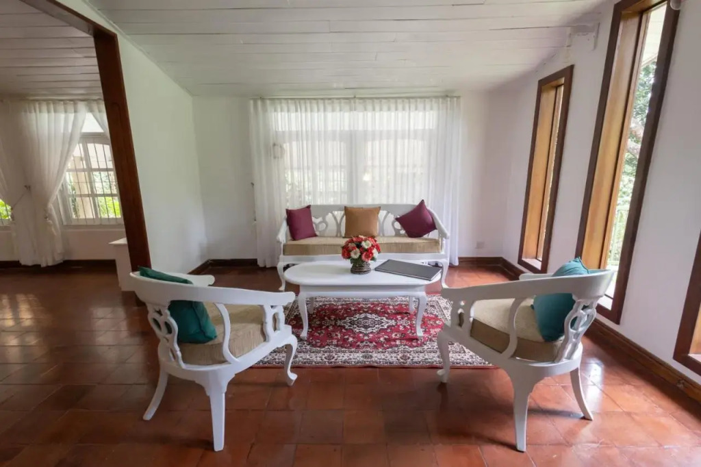 Monarch Villa Hanthana Kandy
