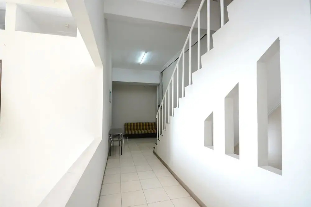 Airy Eco Miroto Seteran Serut Semarang
