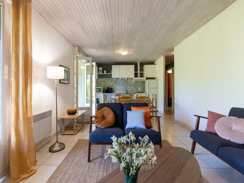 Tranquil Villa in Les Salelles