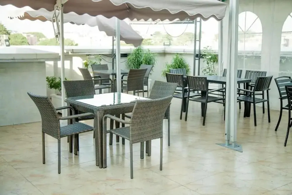 El Mimosa Complex