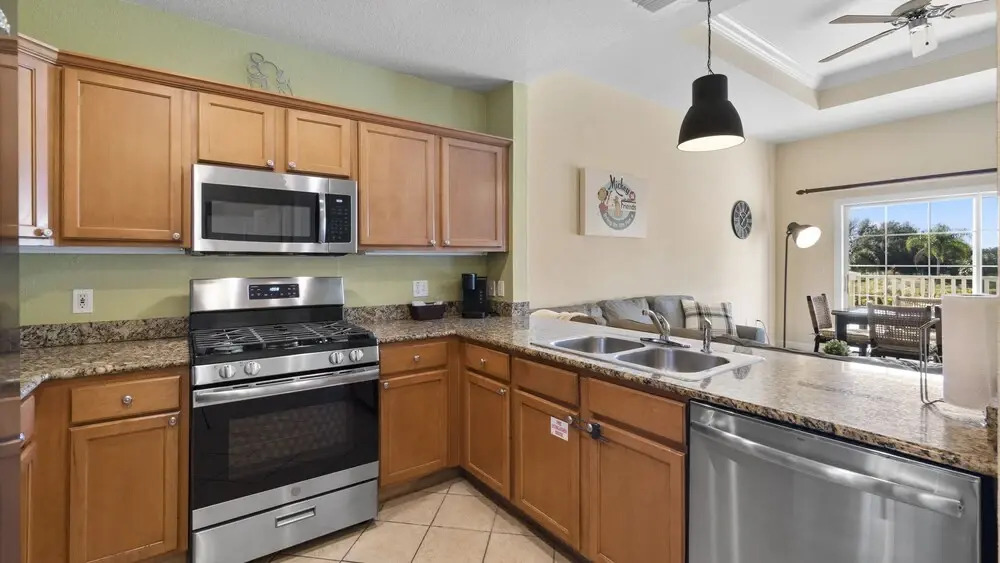 Reunion townhome with 3 bedroom suites