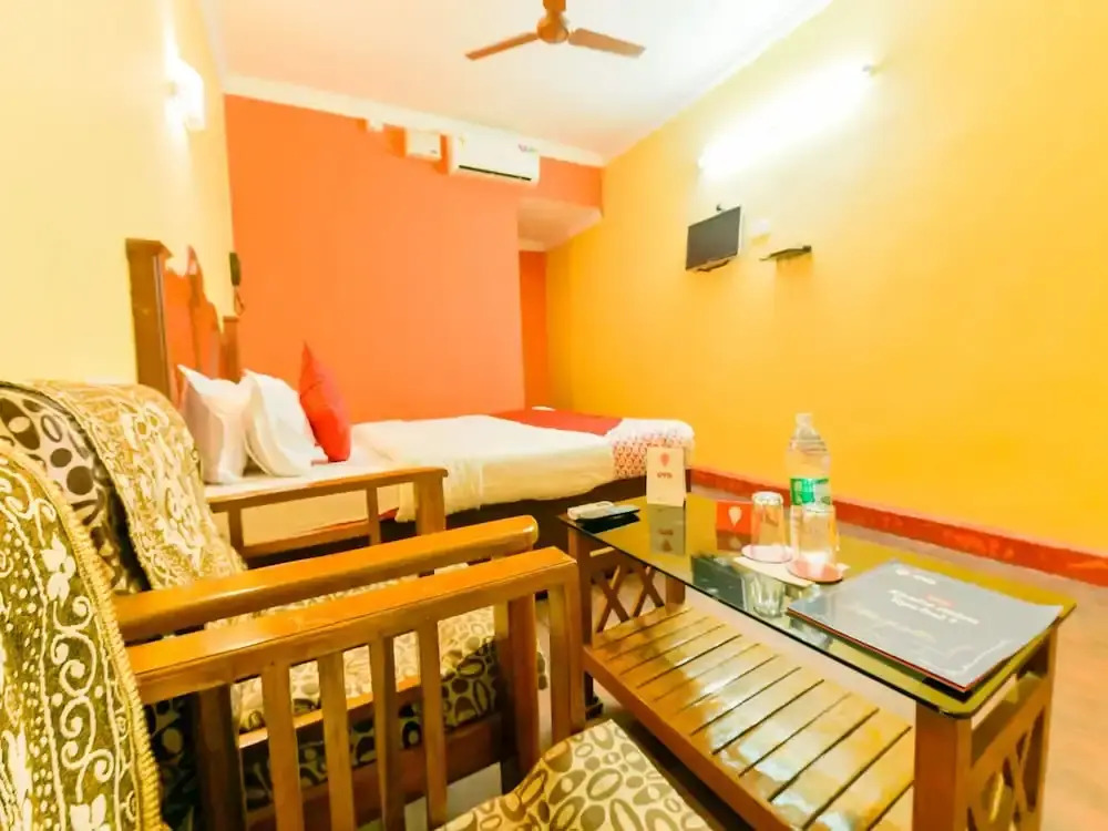 OYO 5237 Island Lake Resort