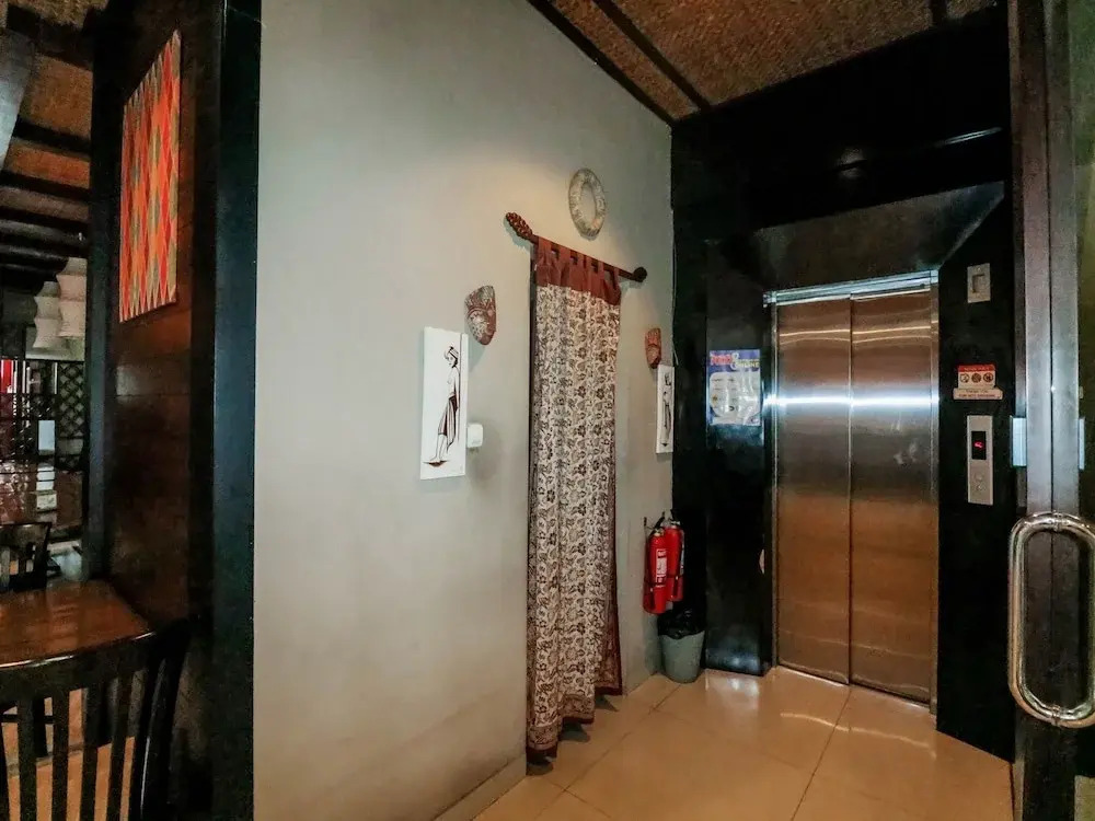 NIDA Rooms Raya Dukuh Kupang 50