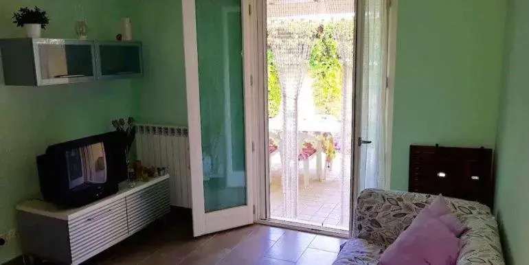 M216 - Marcelli, bilocale con giardino a 200mt dal mare