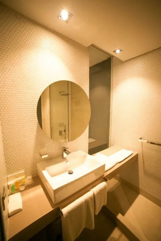 M Executive Hotel & Residence