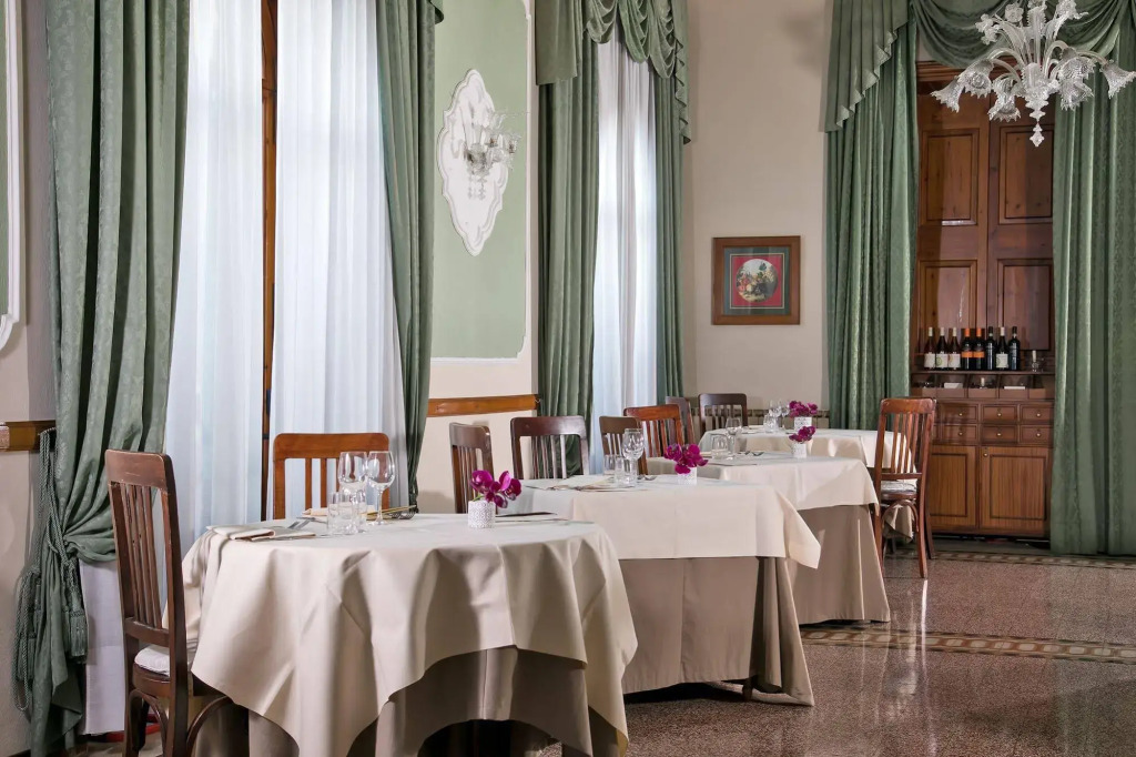 Hotel Ercolini & Savi